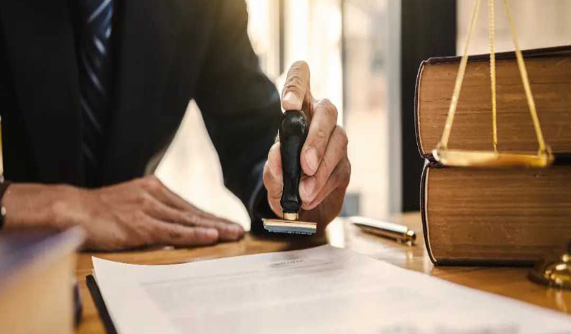 Cheque Bounce Lawyer